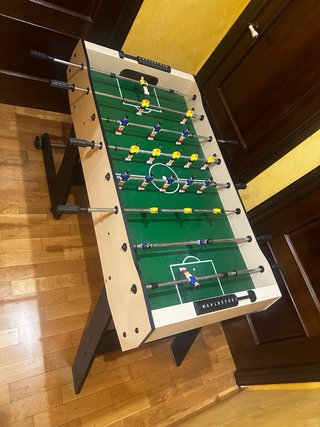 Futbolín de madera