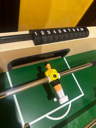 Futbolín de madera