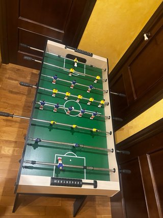 Futbolín de madera