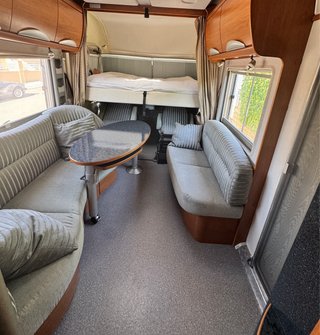 Autocaravana Hymer S650/Año 2003. 145.000km