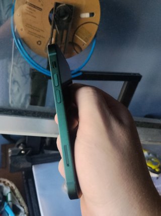 iPhone 13 mini verde 93% batería