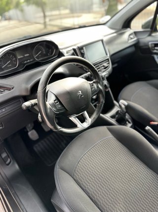 Peugeot 208 2018