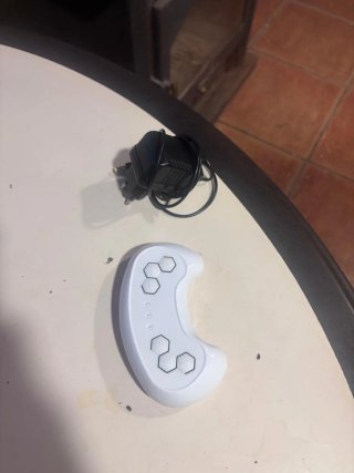 Coche eléctrico infantil blanco