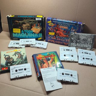 Commodore 64 con juegos y accesorios
