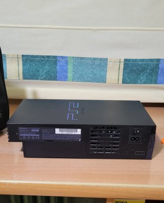 Consola PS2 Sony Negra + 2 Mandos