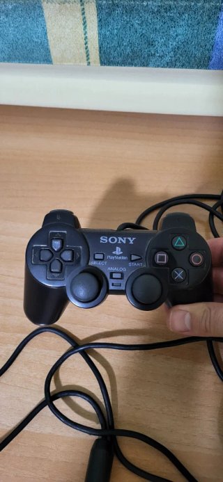 Consola PS2 Sony Negra + 2 Mandos