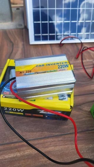 Kit solar carga batería con inversor 220