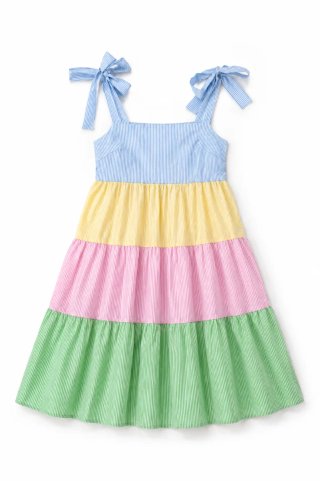Vestido de tirantes con volantes