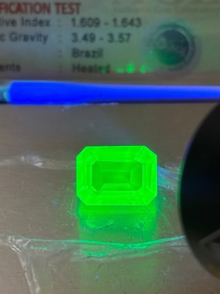 Topacio London Blue 6.25 Ct Natural AGL