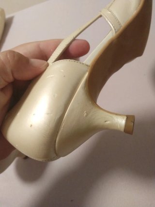 Zapatos de tacón beige talla 38