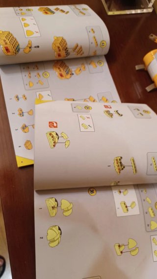 Mega Construx Pokémon Figuras Evolución Pikachu x2