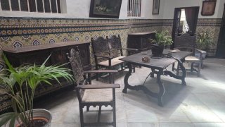 MUEBLES ANTIGUOS DE ESTILO ANDALUZ NEORENACENTISTA