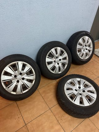 4 Llantas 15” 4x100 175/65 R15 Toyota/Kia