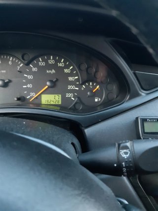 Ford Focus 2000