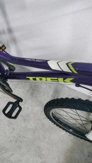 Bicicleta Trek 24 Morada