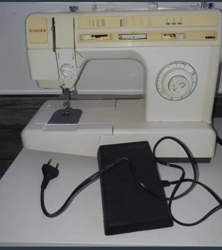 Máquina de coser Singer