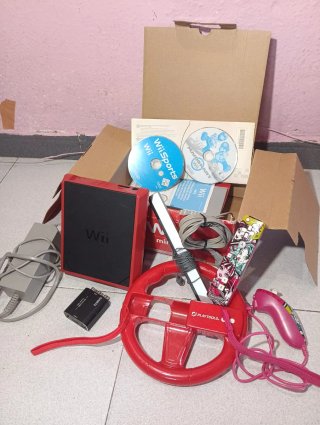 Nintendo Wii Rojo/Negro + Accesorios