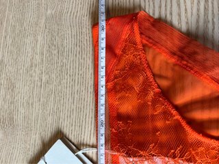 COS – Sheer Floral Lace Briefs – Vibrant Orange –