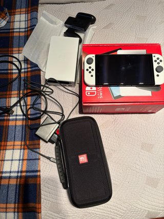Nintendo Switch OLED Blanca + Accesorios