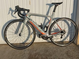 Bicicleta BH G6 Ultegra