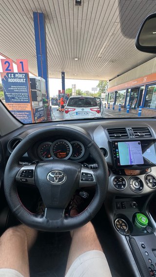 Toyota RAV4 2012