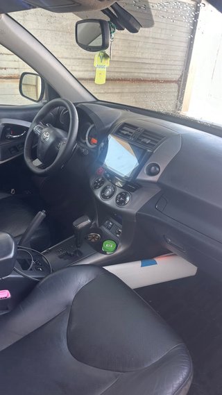 Toyota RAV4 2012