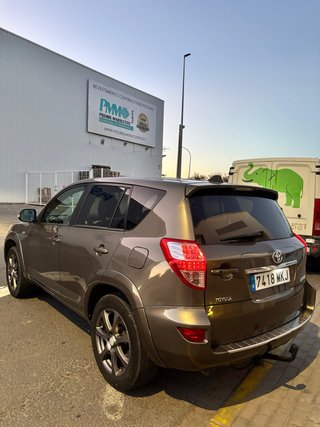Toyota RAV4 2012
