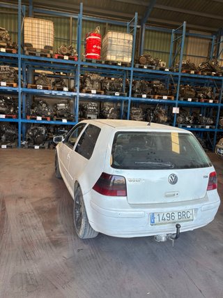 Volkswagen Golf 2000