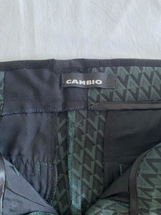 Pantalones rectos estampado geométrico Cambio