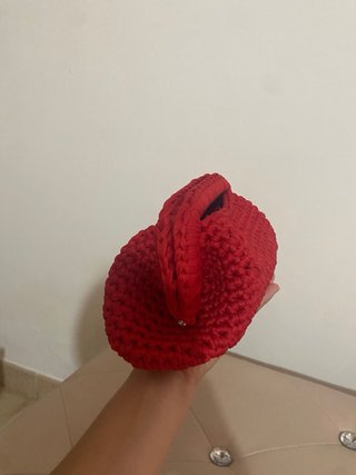 Borsa uncinetto rossa fatta a mano