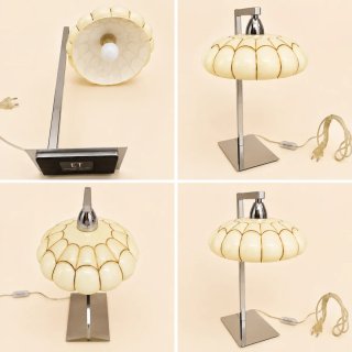 Candeeiro de mesa vintage bege e prateado
