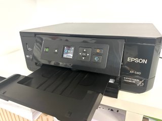 Stampante multifunzione Epson XP-540 + Cartucce extra