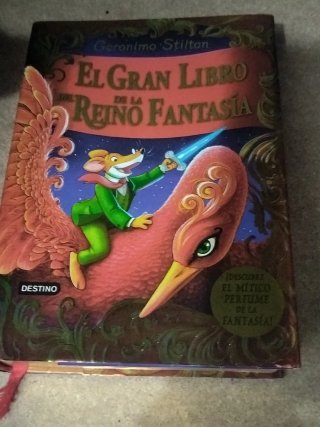 El gran libro del Reino de la Fantasía. ¡Descub...