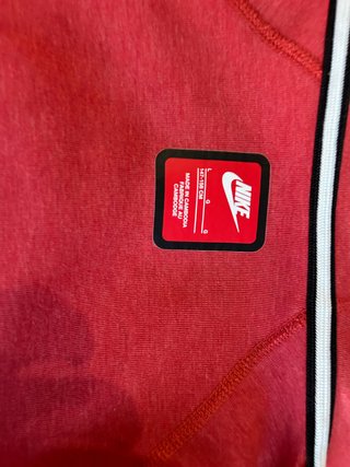 Sudadera Nike Tech roja talla L — Muy buen estado