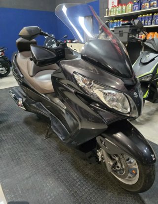 Suzuki Burgman 400 LIMiTED