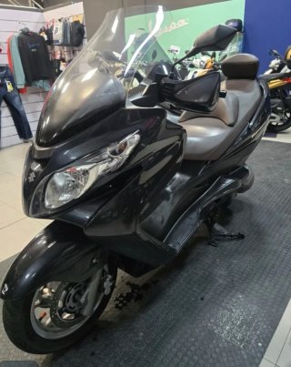 Suzuki Burgman 400 LIMiTED