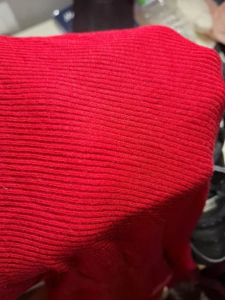 Top sin hombros rojo oscuro manga larga