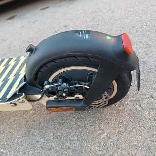 Vendo patinete eléctrico.