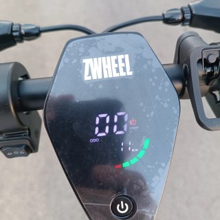 Vendo patinete eléctrico.