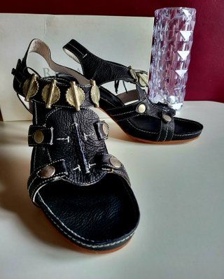 Sandalias REGARD Piel Negras Tacón
