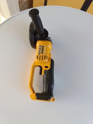 AMOLADORA RADIAL DEWALT DCG412