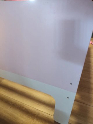 Cama infantil rosa con somier