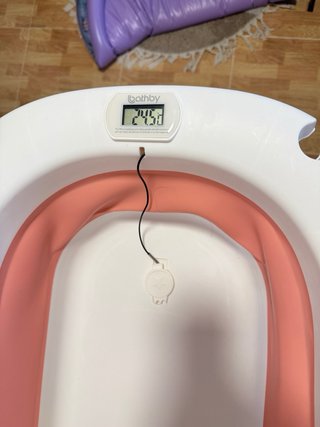 Bañera plegable para bebé con termómetro practica