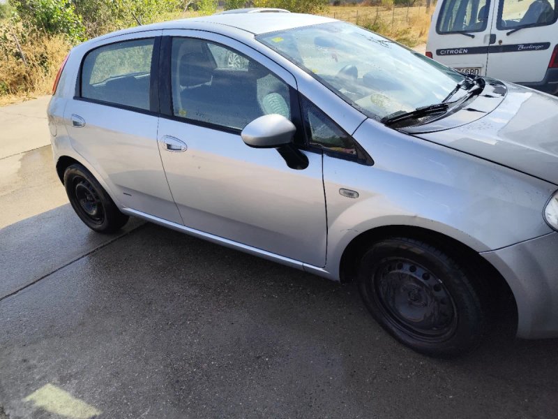 FIAT Punto 2008 - foto 1