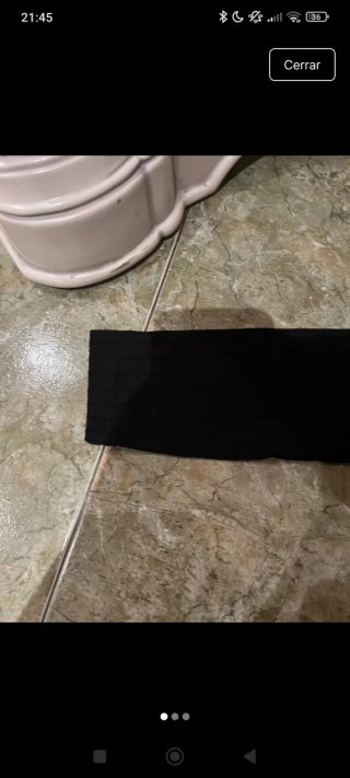 Top corto cuello alto negro