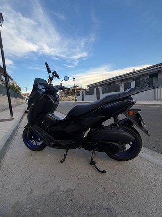 Yamaha NMAX 125 Connected 2025