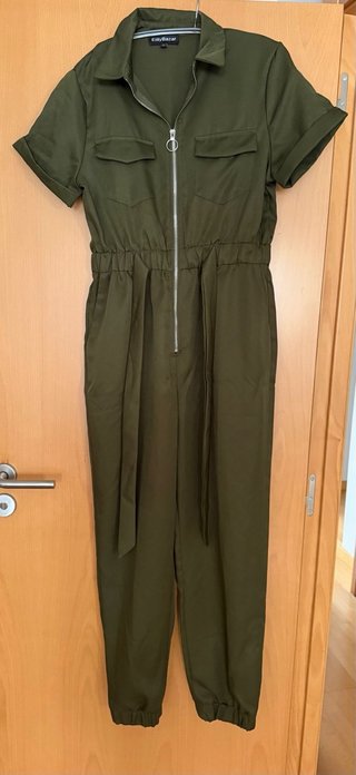 Conjunto 2 trajes, 2 monos y 2 Bolsos