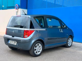 Peugeot 1007 Peugeot 1007 1.4 HDi Dolce