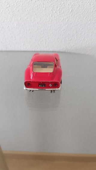 Maqueta Ferrari 275 GTB 4 Burago