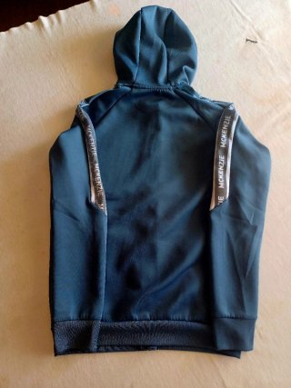 Felpa con zip McKenzie blu e bianca